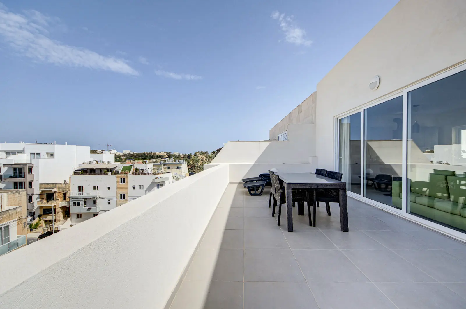 Terrace Front Wide