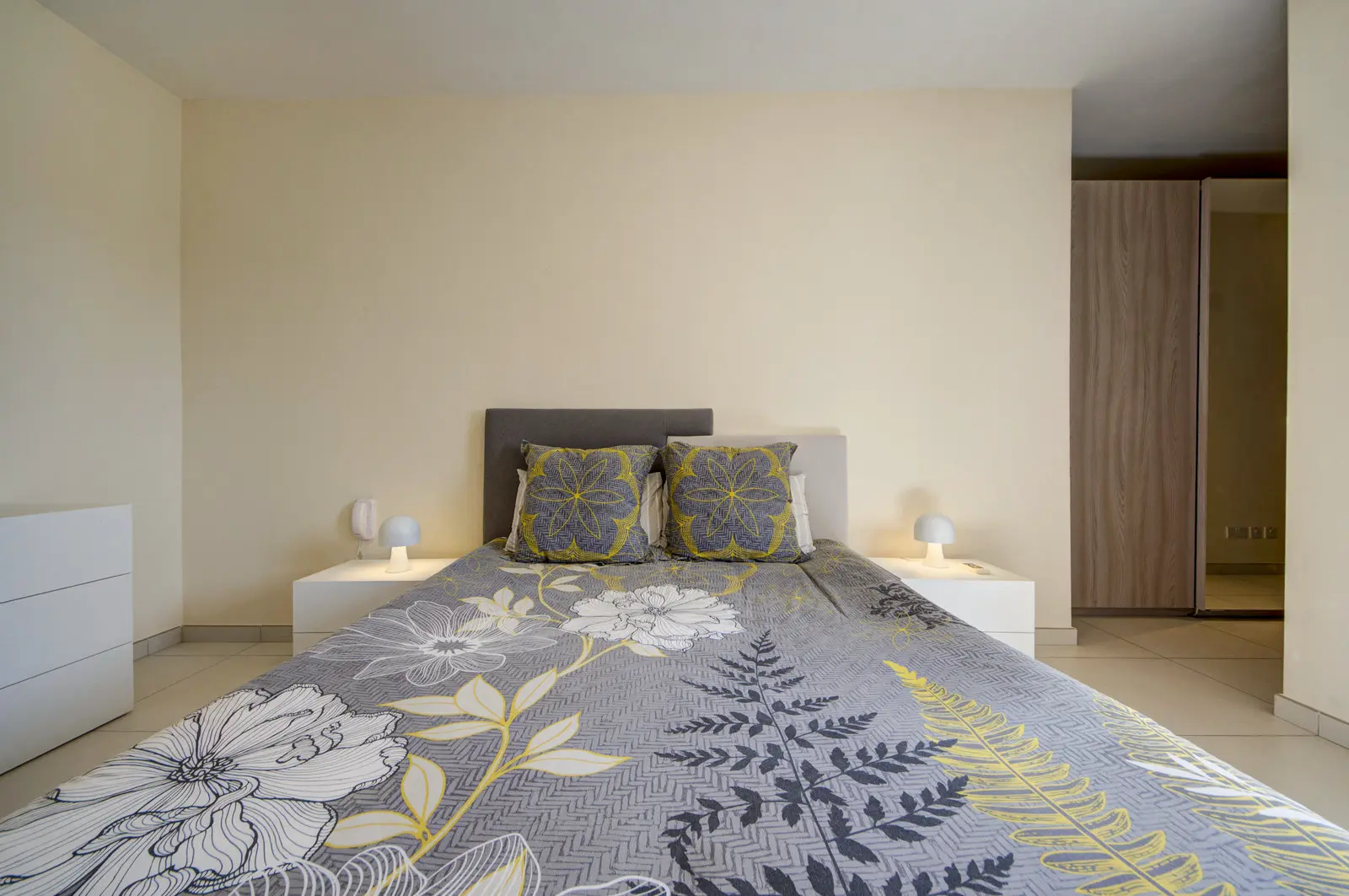 Master Bedroom Bed Wardrobe